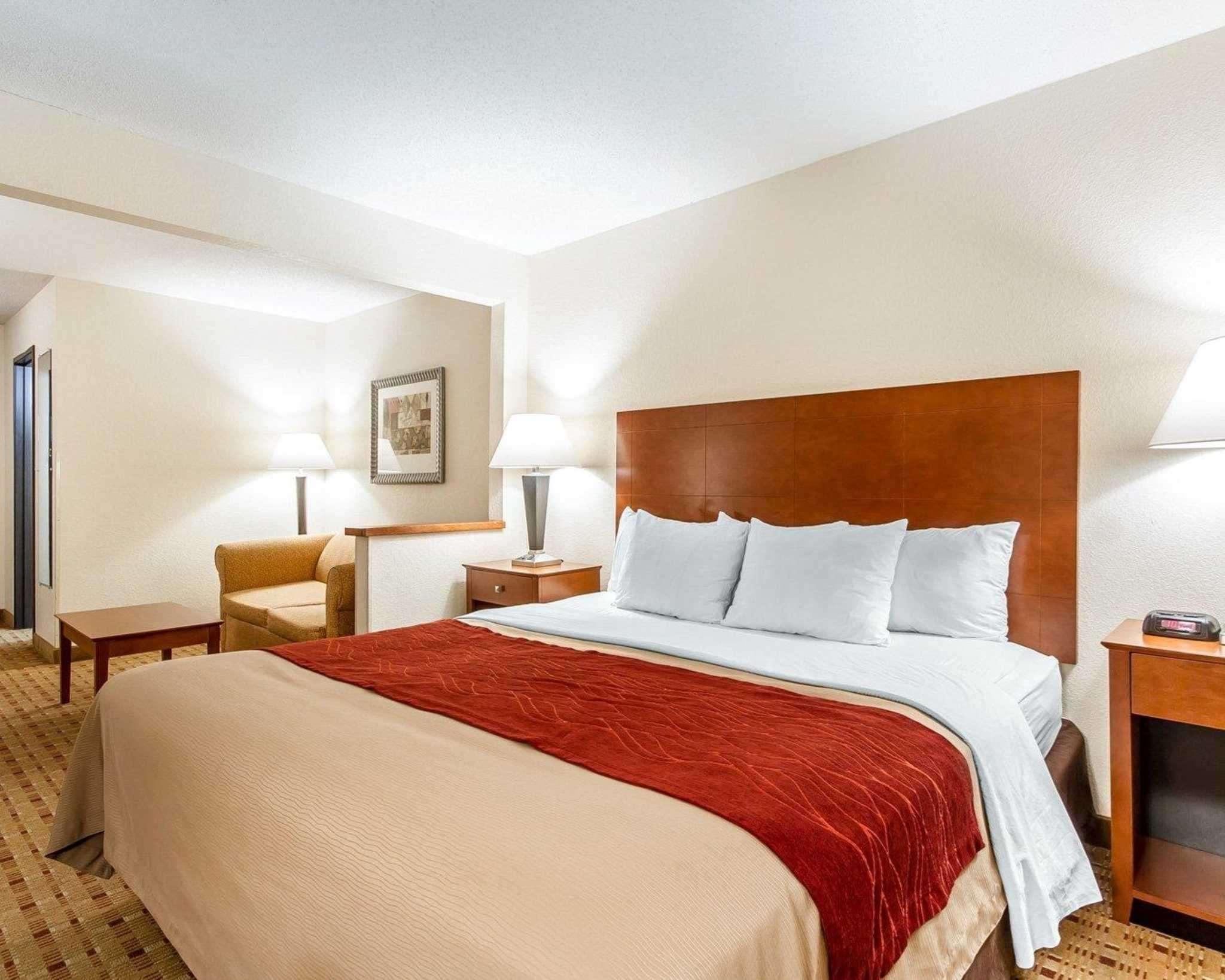 Quality Inn & Suites Eau Claire Εξωτερικό φωτογραφία