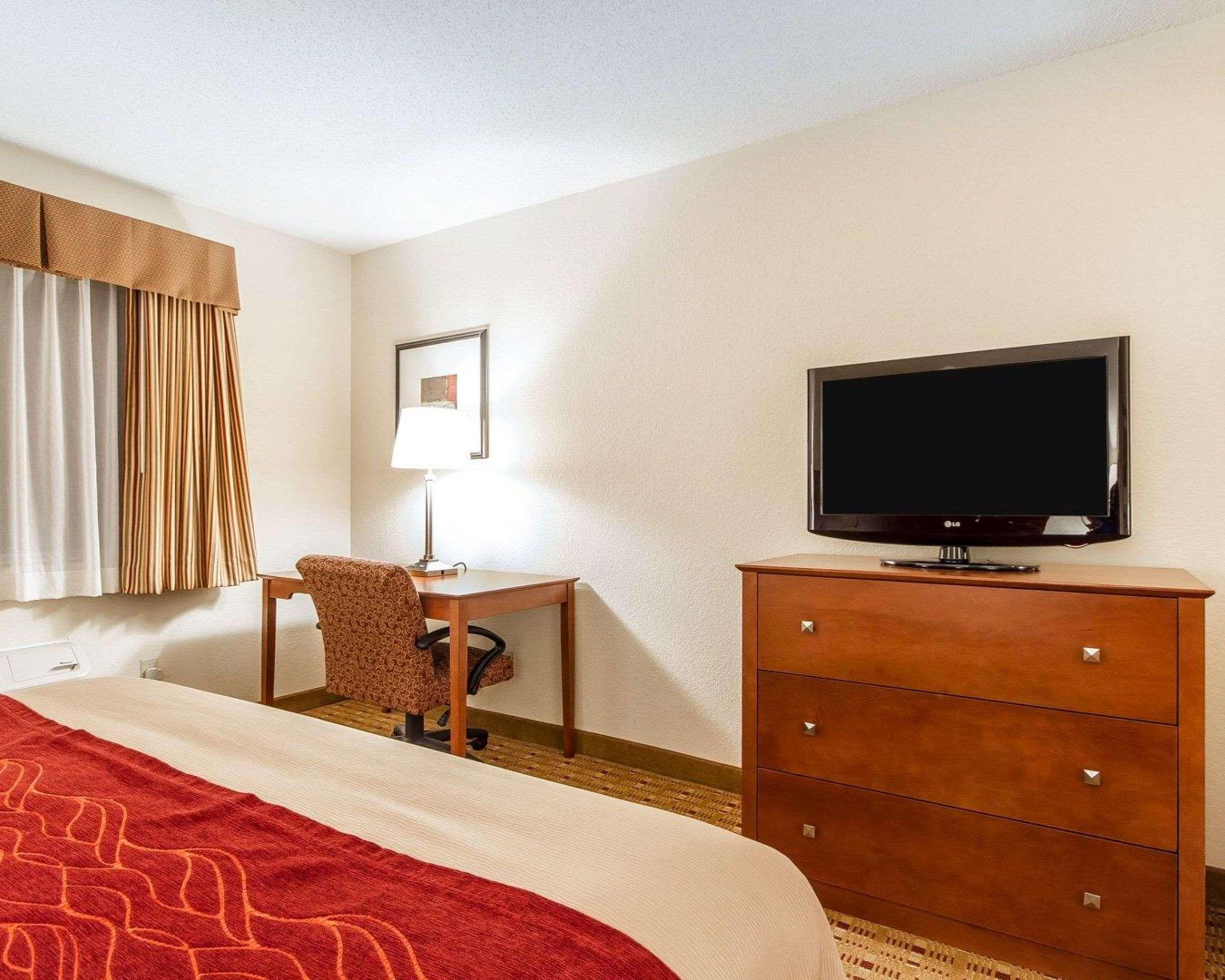 Quality Inn & Suites Eau Claire Εξωτερικό φωτογραφία