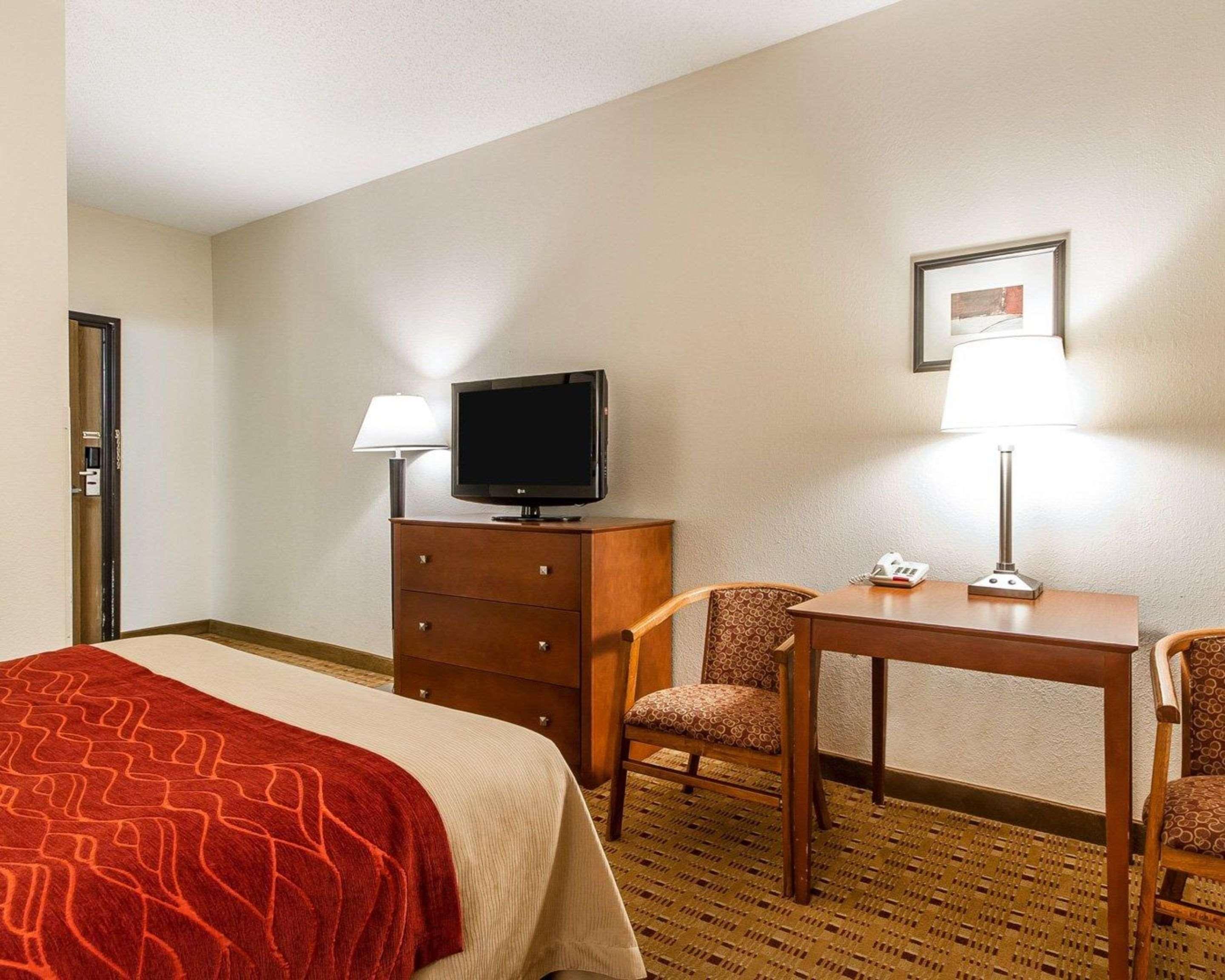 Quality Inn & Suites Eau Claire Εξωτερικό φωτογραφία