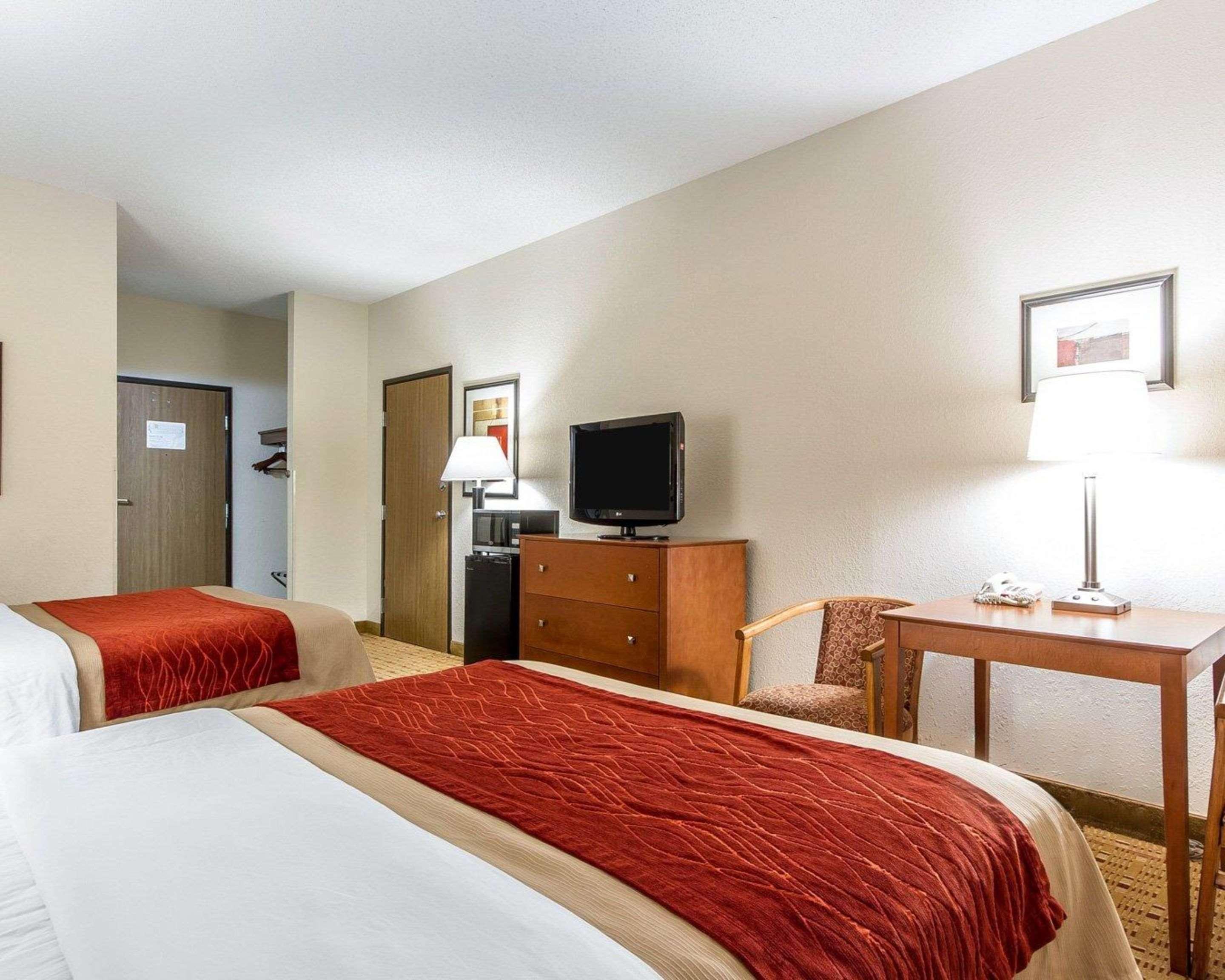 Quality Inn & Suites Eau Claire Εξωτερικό φωτογραφία