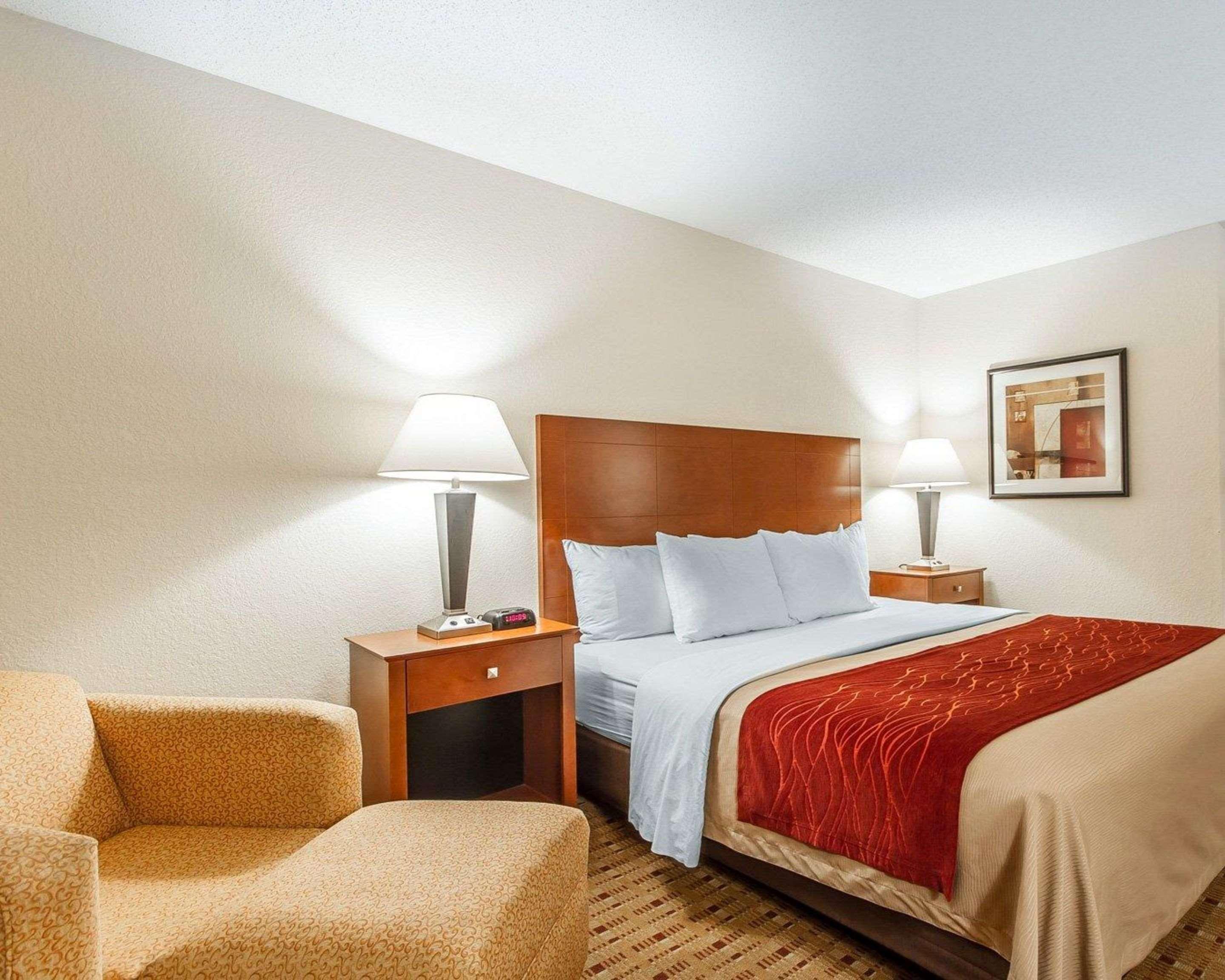 Quality Inn & Suites Eau Claire Εξωτερικό φωτογραφία
