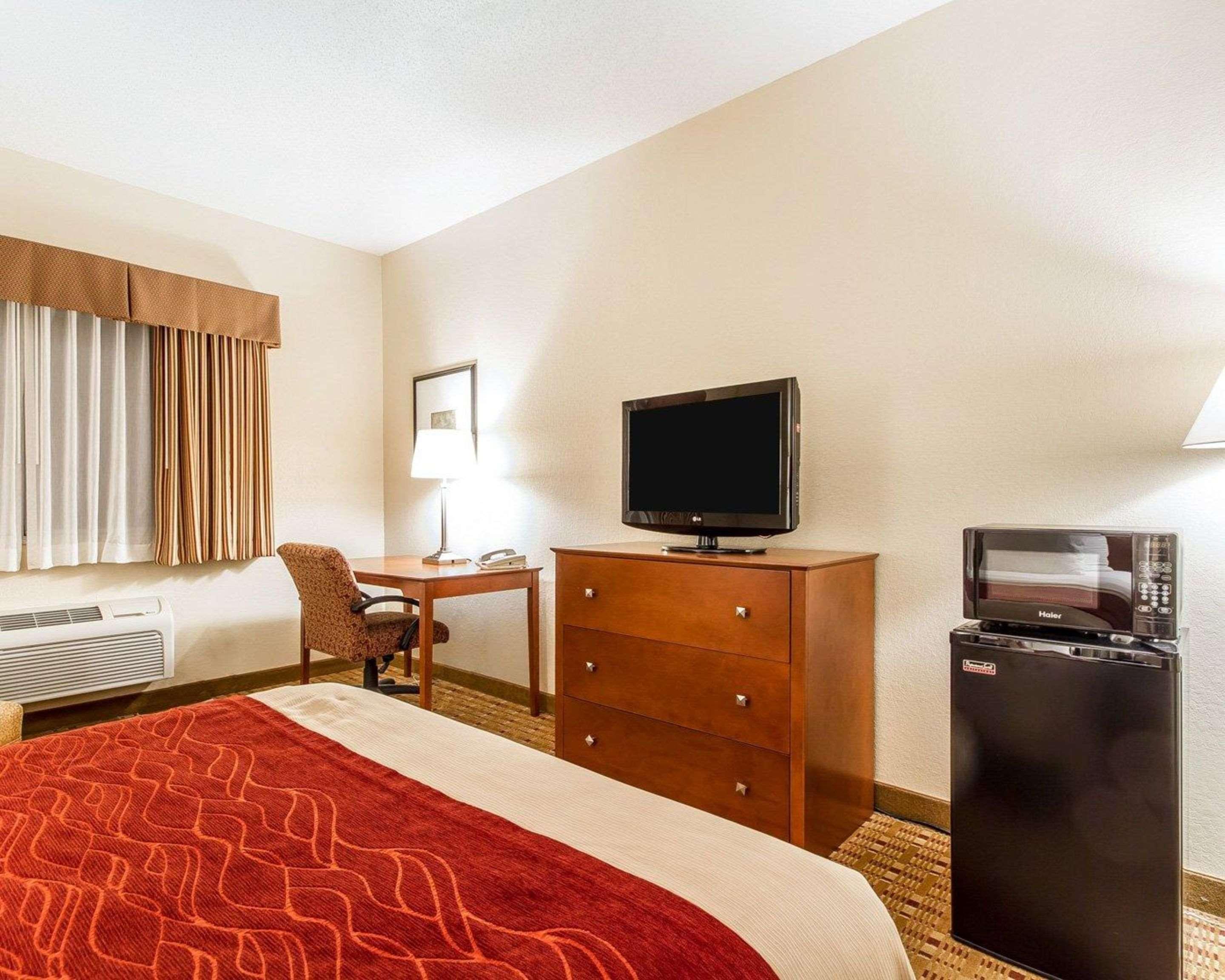 Quality Inn & Suites Eau Claire Εξωτερικό φωτογραφία
