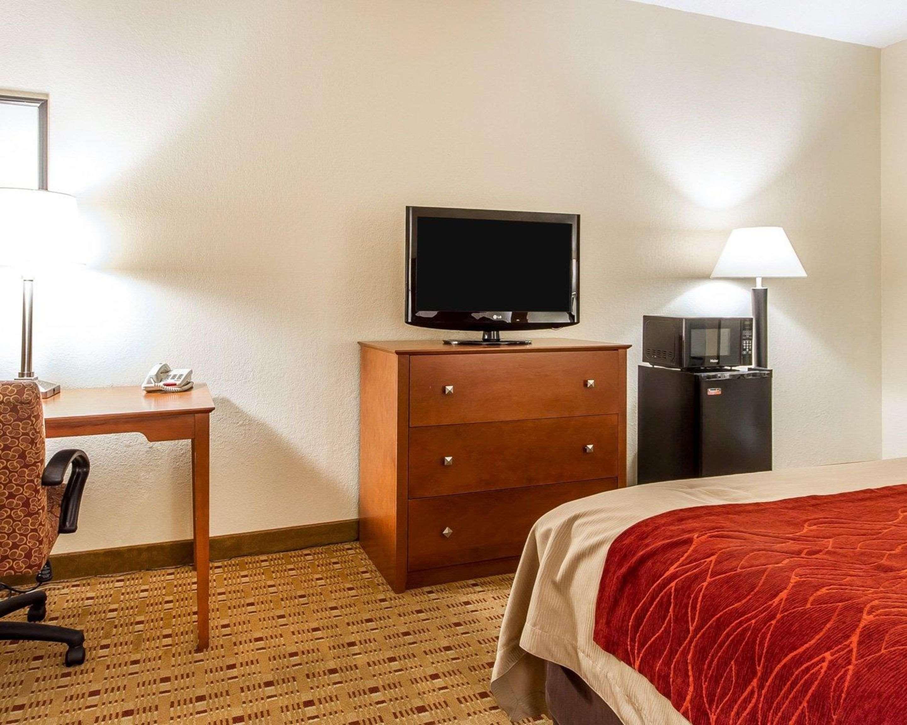 Quality Inn & Suites Eau Claire Εξωτερικό φωτογραφία