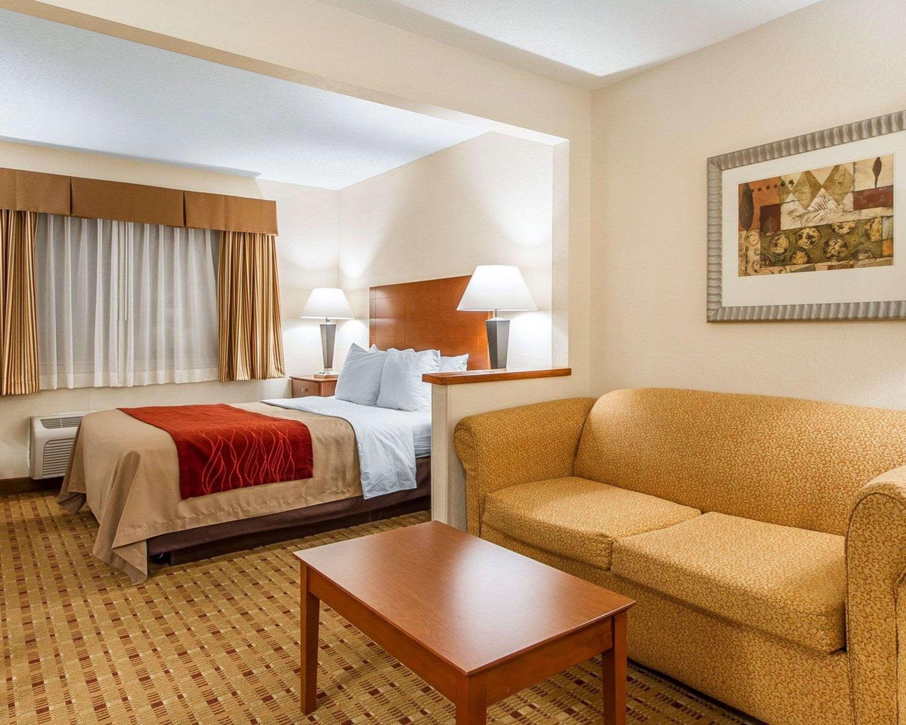 Quality Inn & Suites Eau Claire Εξωτερικό φωτογραφία