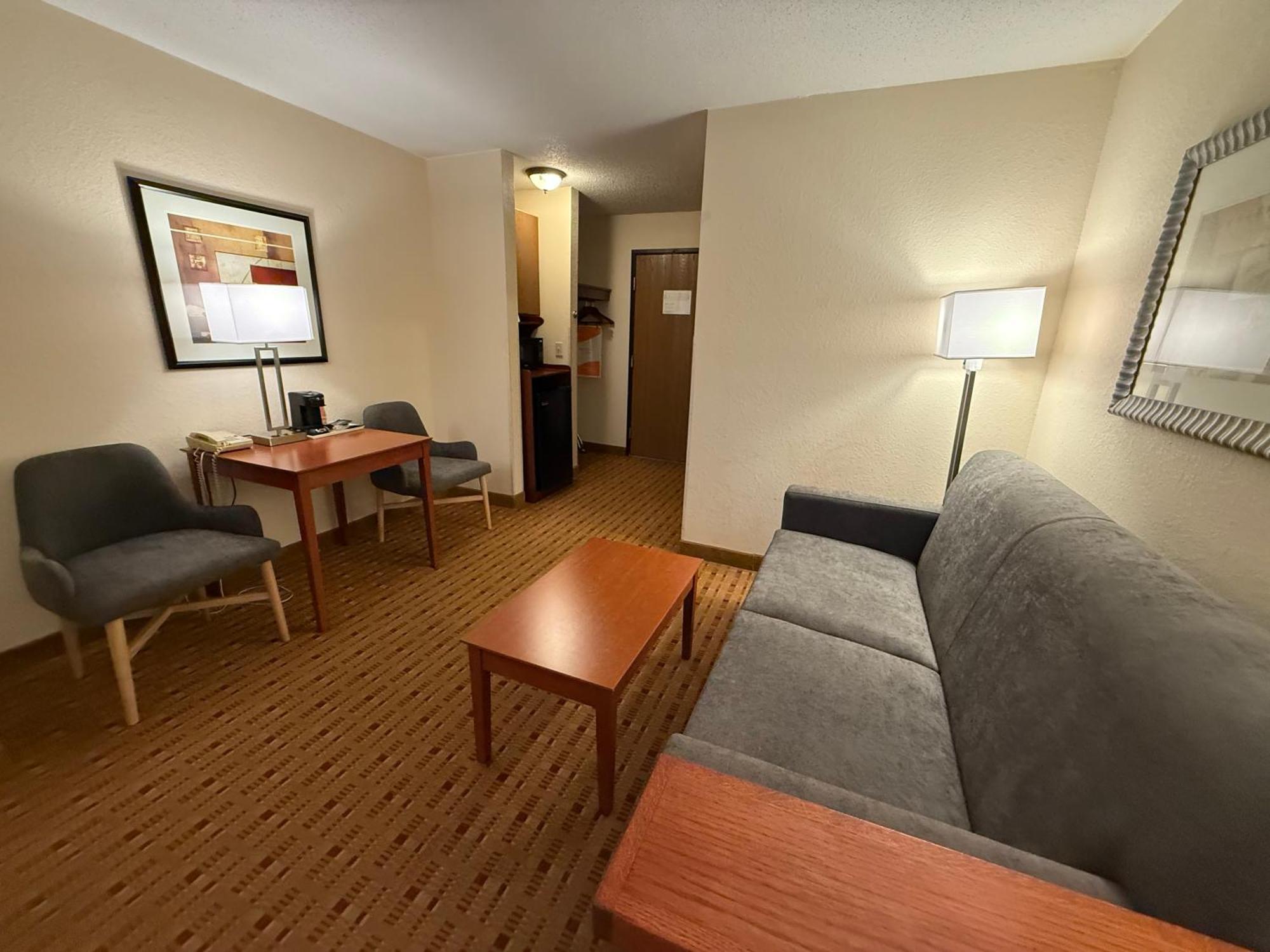 Quality Inn & Suites Eau Claire Εξωτερικό φωτογραφία