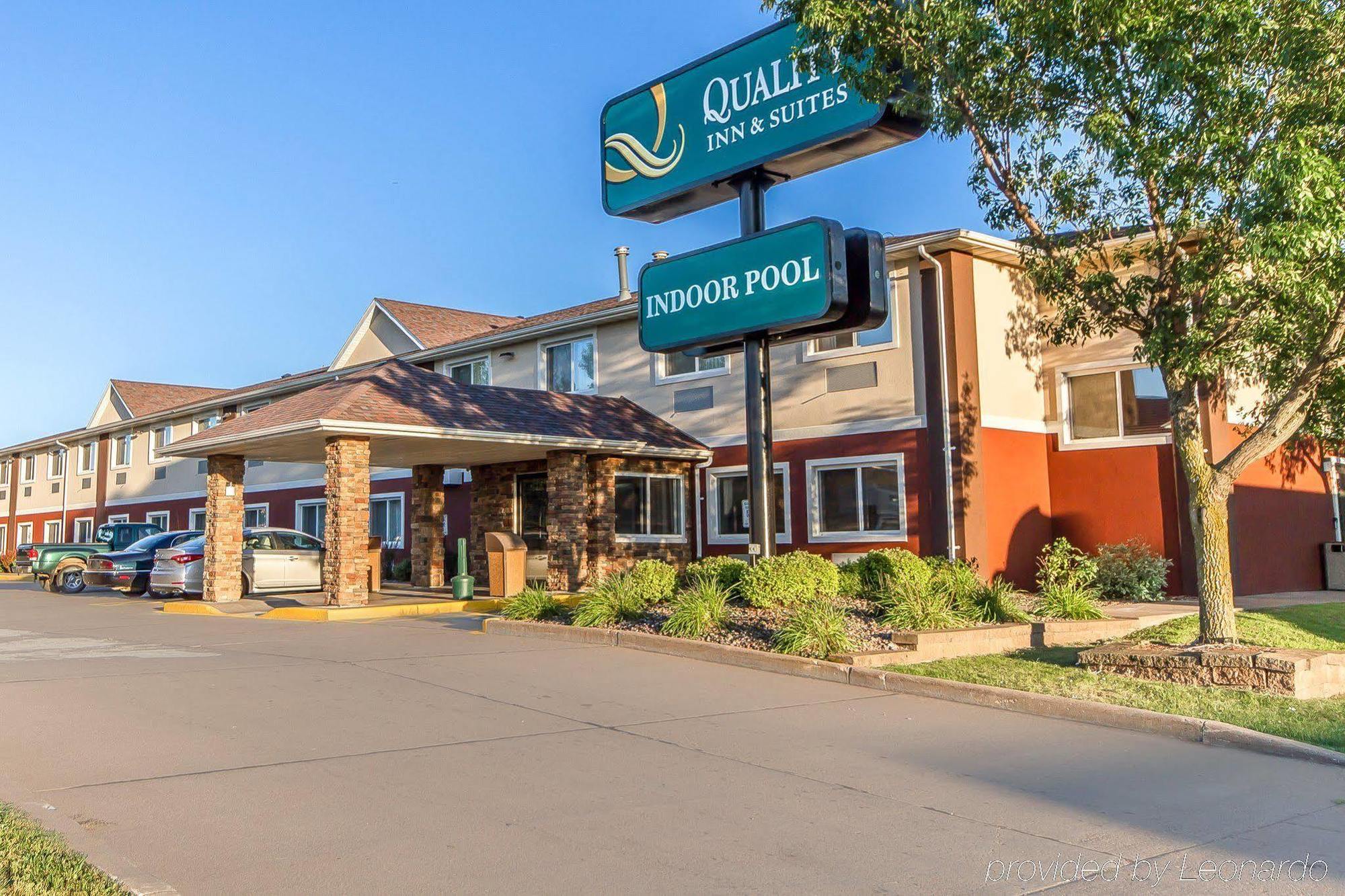Quality Inn & Suites Eau Claire Εξωτερικό φωτογραφία